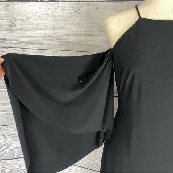 RALPH Lauren Cold Shoulder Bell Sleeve Dress. Size 4 - Picture 5 of 8
